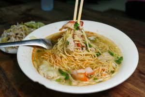 Mee Kiow Thongphanthong