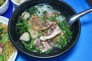 Nok Khiow Mee Ped-Dim Sum