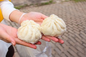 Salapao in front of Duck Noodle Dongpalarn