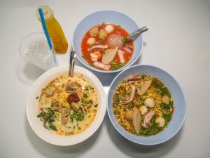 989 Tom Yum Noodle Soup