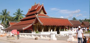 Wat Mai Suwannaphumaham