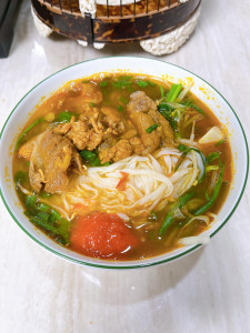 Phở Bò Phú Gia - Lý Chính Thắng