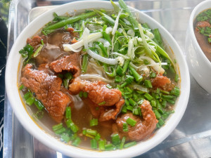 Phở Bò Phú Gia - Lý Chính Thắng