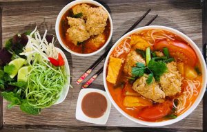 Bun Rieu (Soupe de vermicelles au crabe)