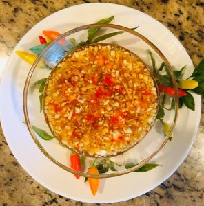 Nuoc mam gung (sauce poisson ail citron gingembre)