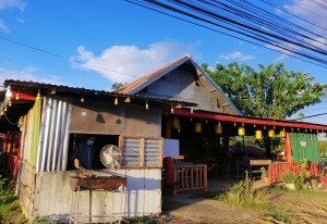 ຮ້ານປີ້ງແບ້ຮົ່ມຂາມ ສາຂາ 3