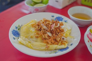 ປ້າເທື່ອງ ບັນກວນ ແລະ ຢໍ່ຈືນ