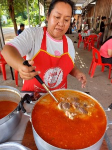 ຮ້ານໝີ່ກະທິແມ່ທິນ