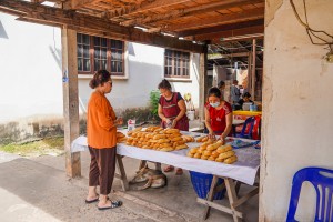 ຮ້ານເຂົ້າຈີ່ດົງນາໂຊກ