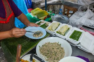 Jay-Jo OK Khaojee Pate & Banh cuon