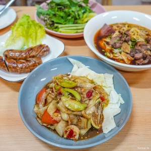 Grand Mother Grand Children Luangprabang Food