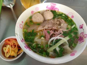 Phở lẩu bò Chợ Lớn